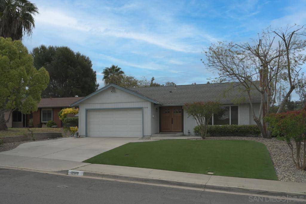 Poway, CA 92064,12319 Hill Country Dr