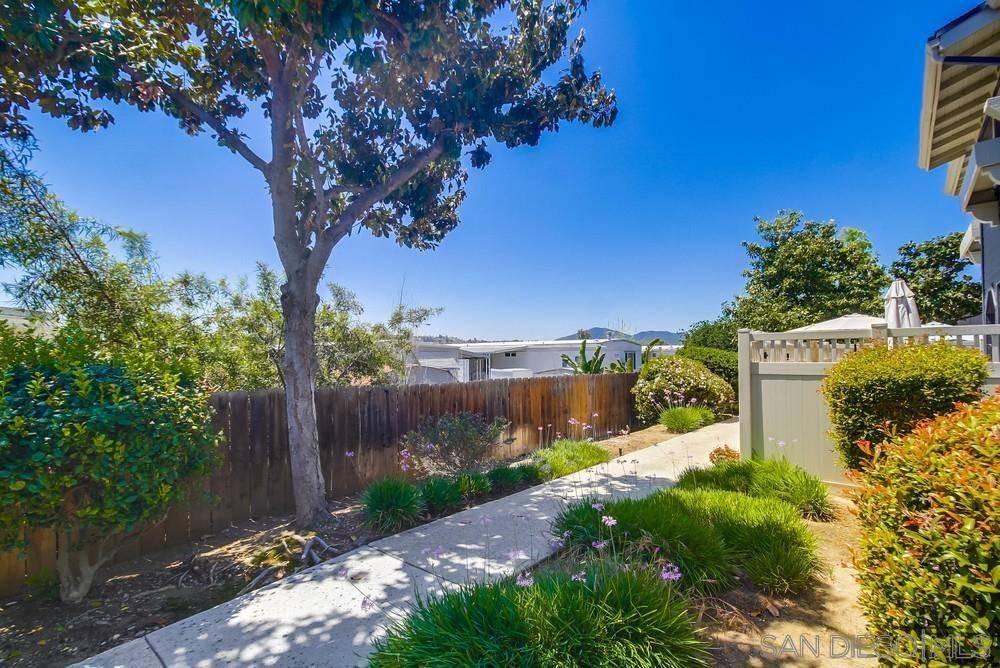 Santee, CA 92071,8834 Tamberly Lane C