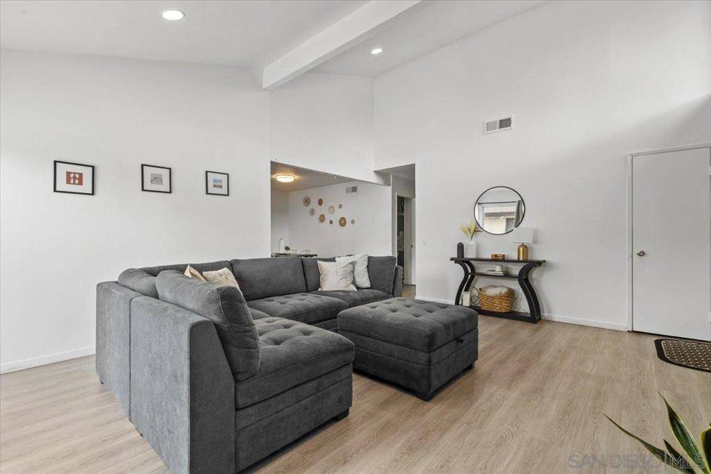 Spring Valley, CA 91977,2305 Nueces Ln