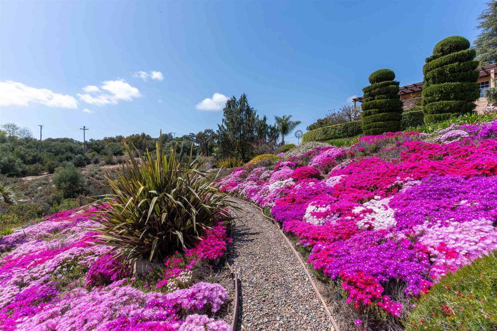 Fallbrook, CA 92028,4241 Via El Dorado