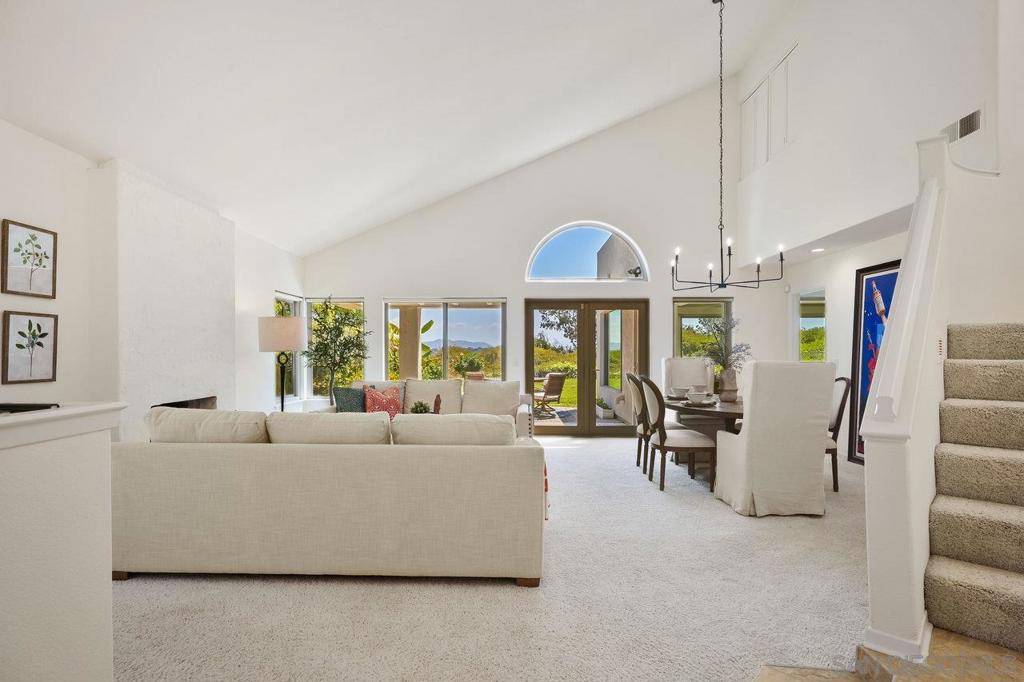 Encinitas, CA 92024,263 Via Villena
