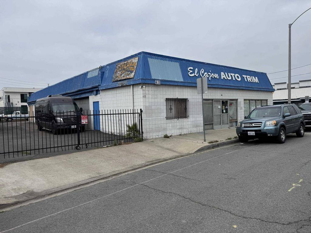 El Cajon, CA 92020,631 W Lexington Ave