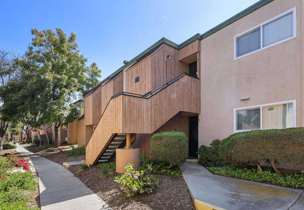 San Diego, CA 92119,8741 Lake Murray Blvd, UNIT 8
