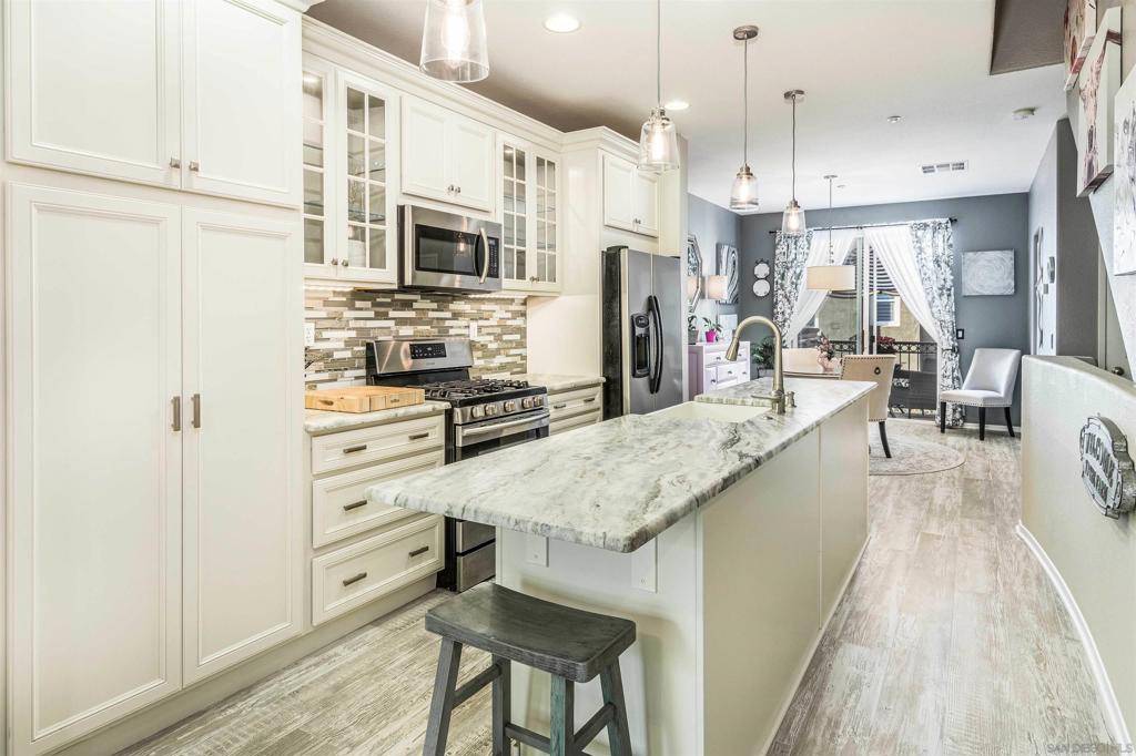 San Marcos, CA 92078,1393 Cattail Court