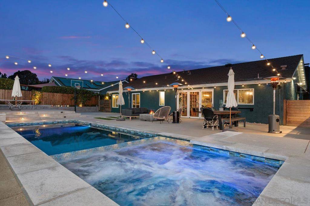 Encinitas, CA 92024,736 Birchview Dr
