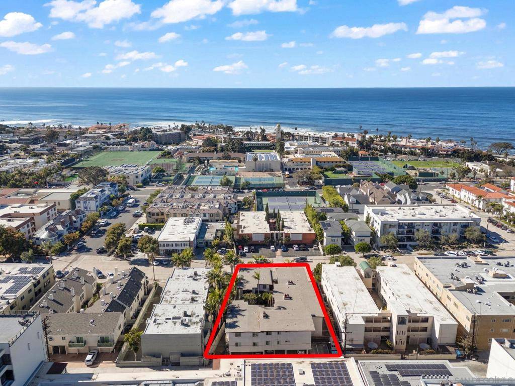 La Jolla, CA 92037,7601 Eads Ave