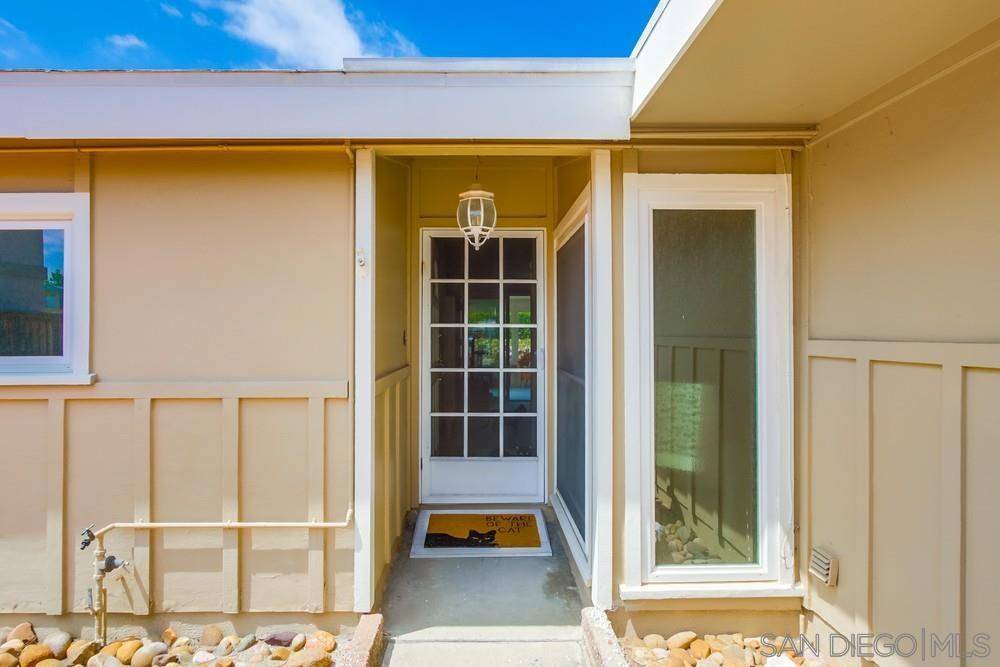 San Diego, CA 92123,9472 Fairbanks Avenue