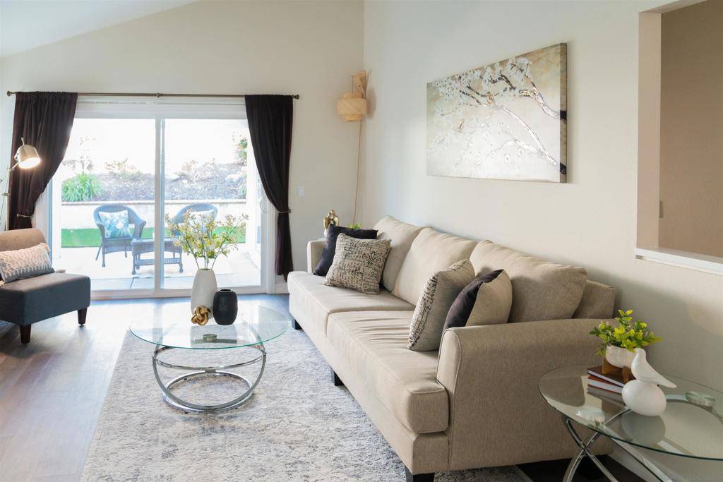 San Diego, CA 92128,10214 Rancho Carmel Dr