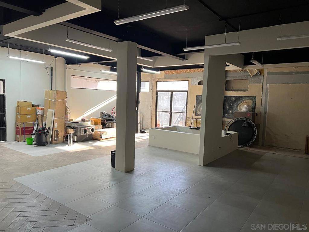 Outside Area (inside Ca), CA 99999,10025 Juan Cordero St