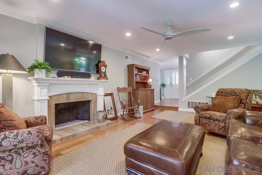San Diego, CA 92119,8056 High Meadow Court