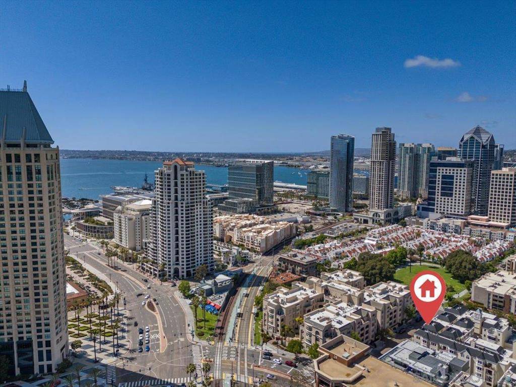 San Diego, CA 92101,655 Columbia St #109