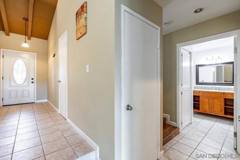Ramona, CA 92065,15829 Davis Cup Ln