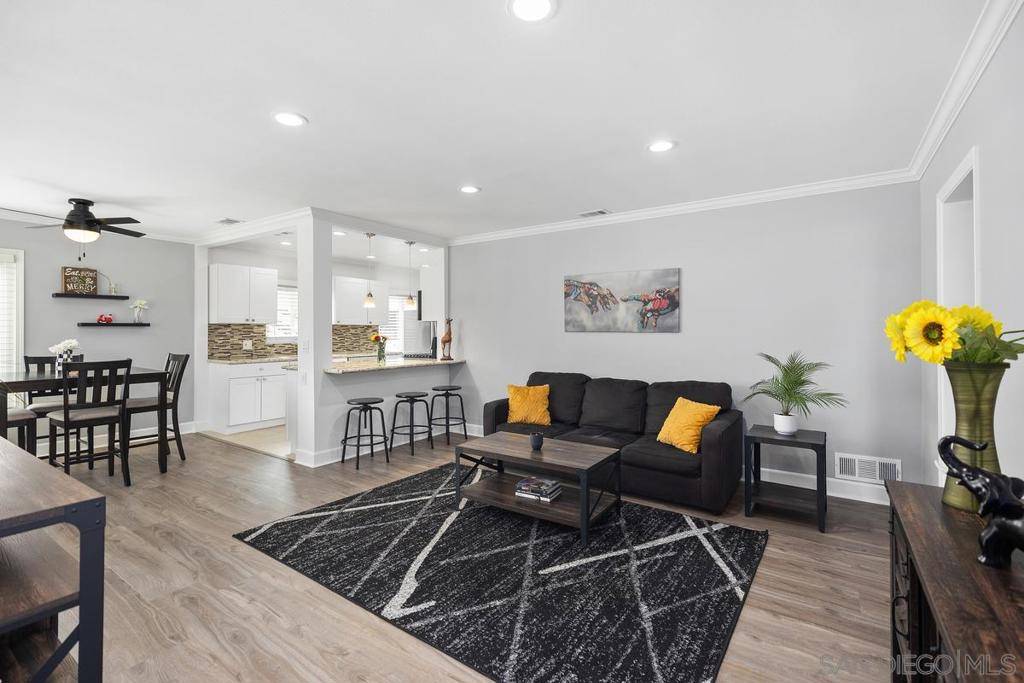 Fullerton, CA 92831,1106 E Santa Fe Ave