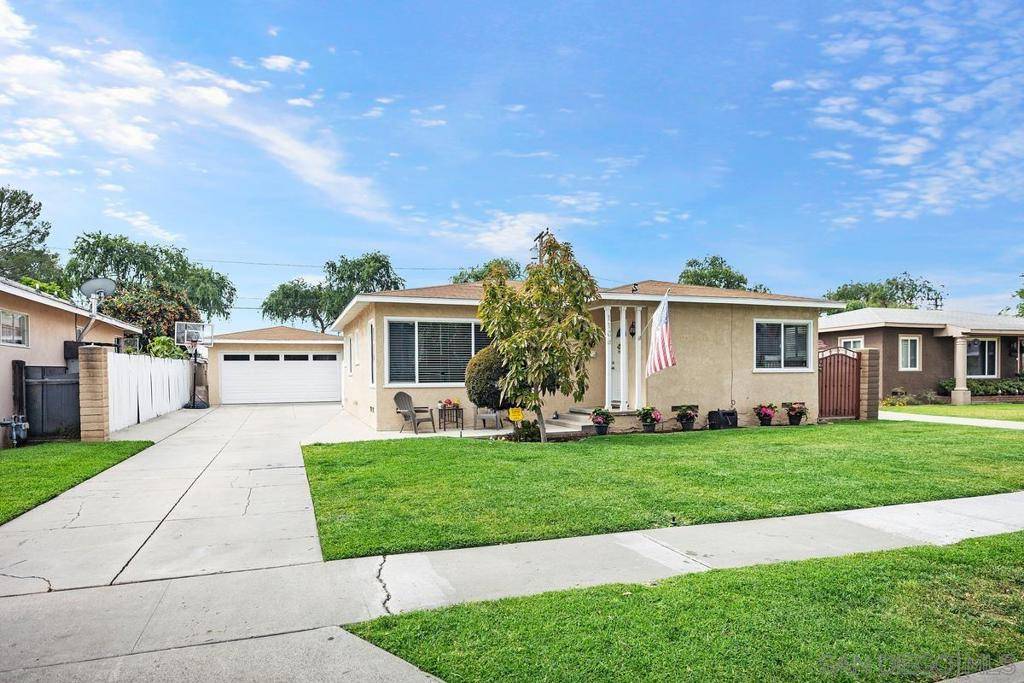 Fullerton, CA 92831,1106 E Santa Fe Ave