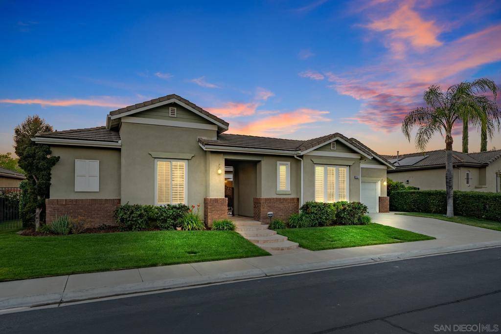 Escondido, CA 92026,2551 Douglaston Gln