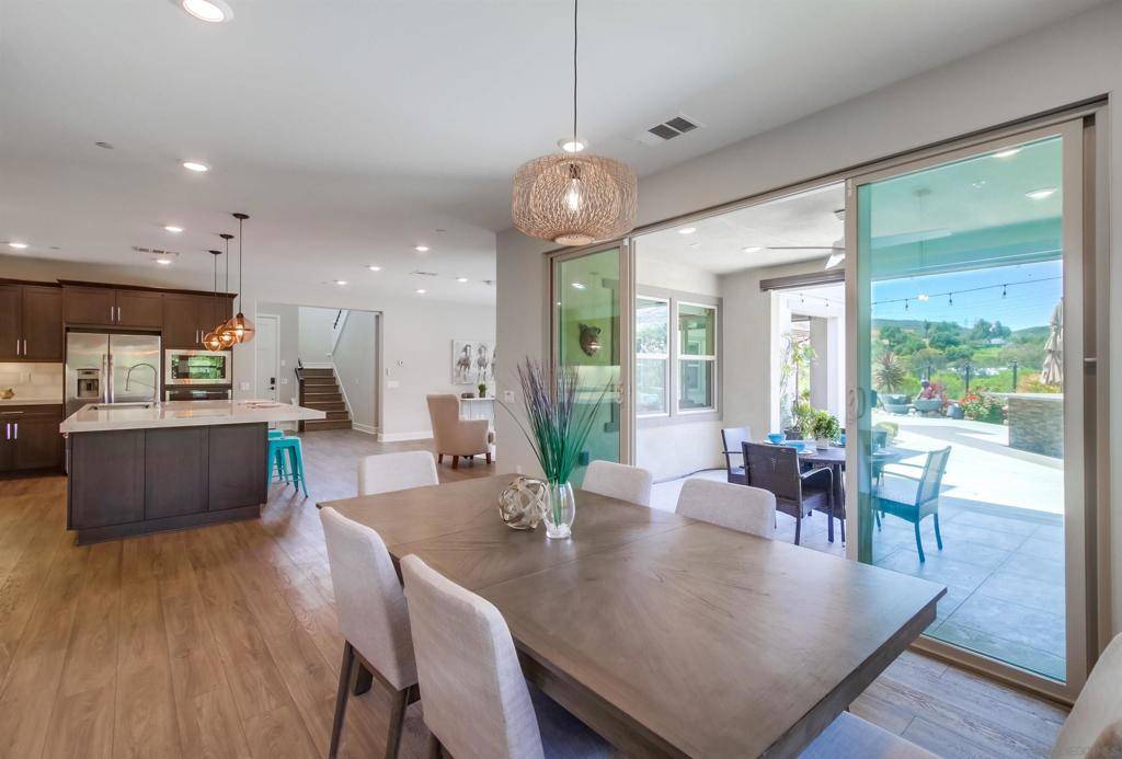Escondido, CA 92029,2972 Hayloft Pl