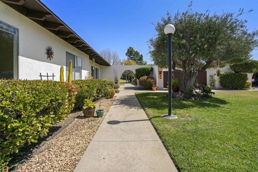 San Diego, CA 92128,16566 Caminito Vecinos #31