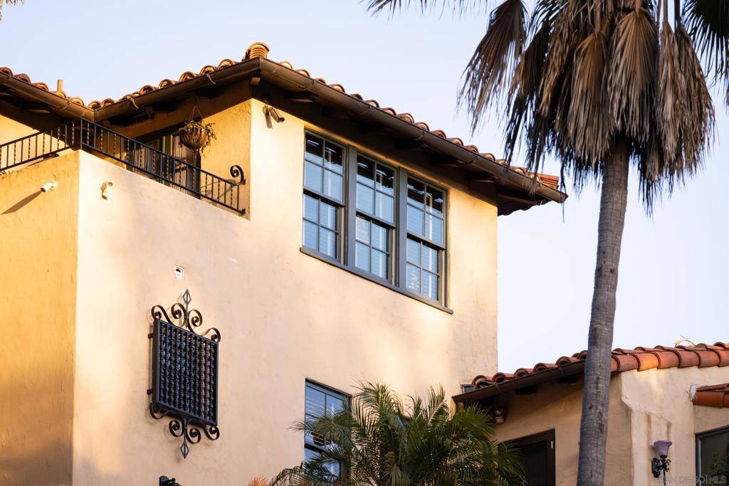 San Diego, CA 92103,1271 Brookes Terrace