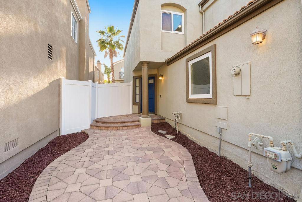 Aliso Viejo, CA 92656,49 Hawaii Dr