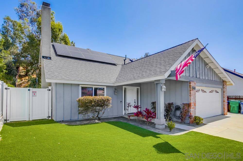 Santee, CA 92071,9985 Delia Lane