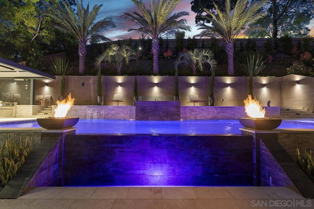San Diego, CA 92122,9030 January Place