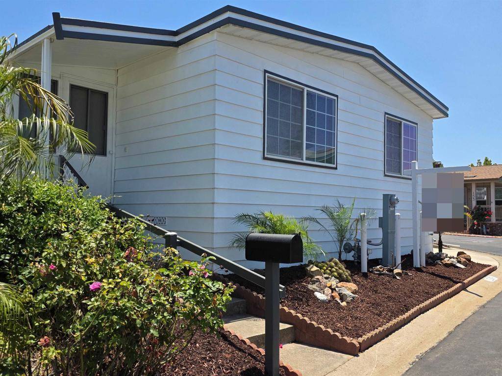 Escondido, CA 92026,525 W El Norte Pkwy ## 139