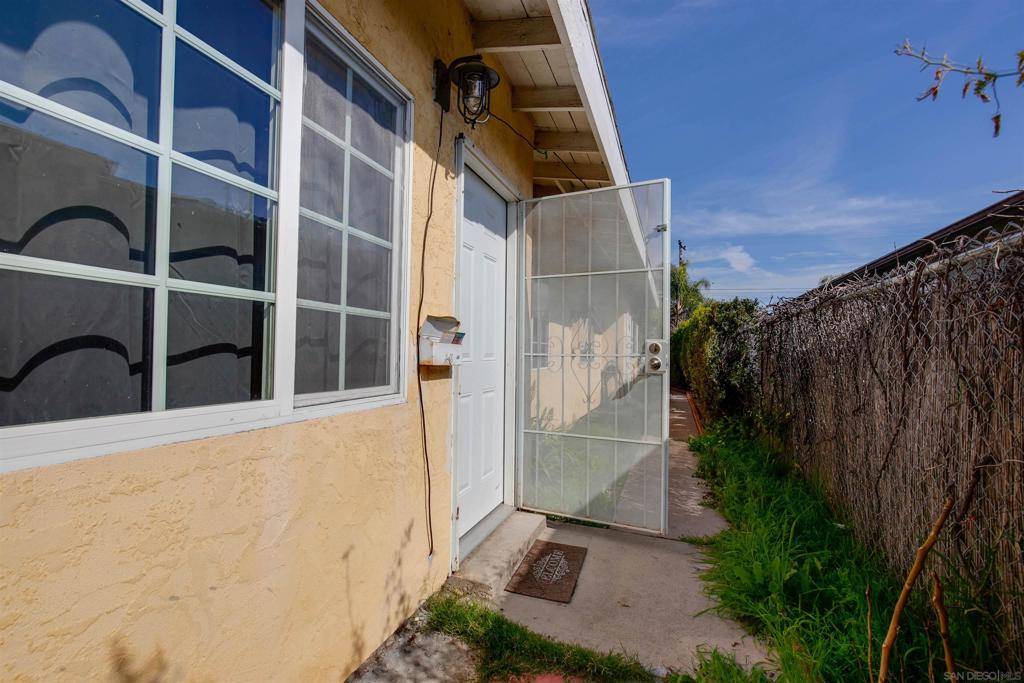 El Cajon, CA 92020,426 432 Claydelle Ave
