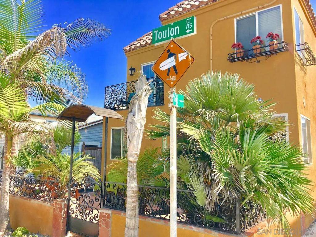 Outside Area (inside Ca), CA 92109,715 Toulon Ct
