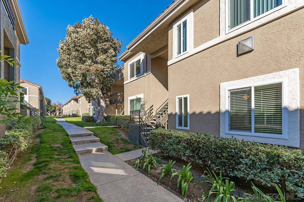 San Diego, CA 92122,7455 Charmant Dr #1805