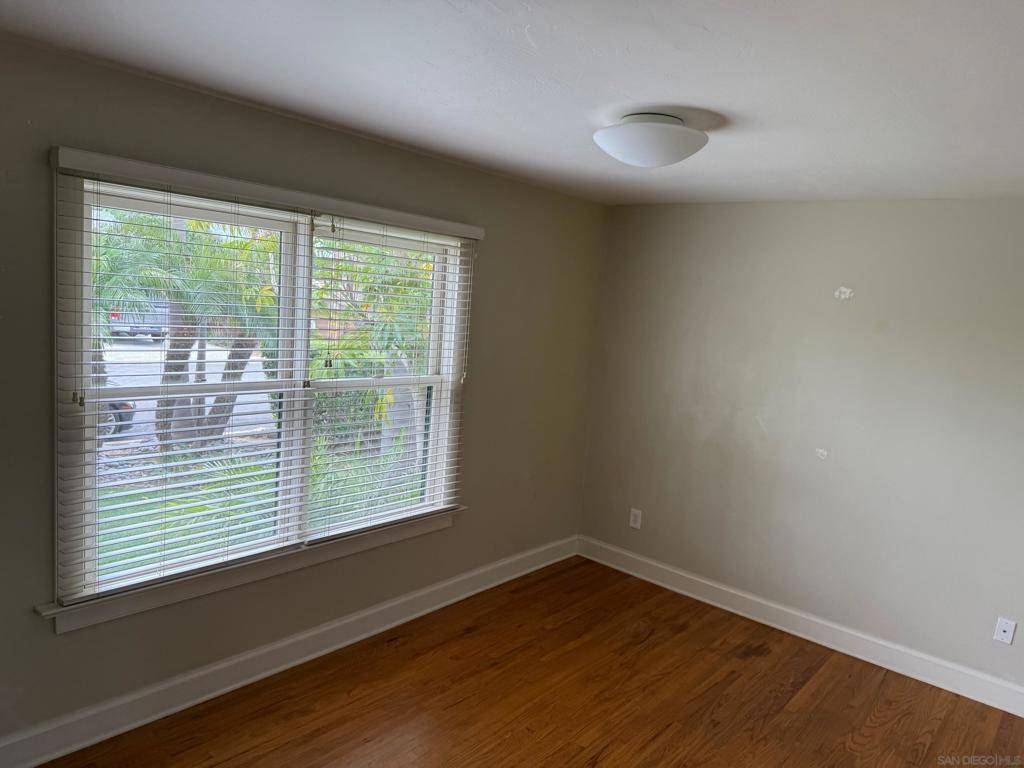 Oceanside, CA 92054,619 Rockledge St