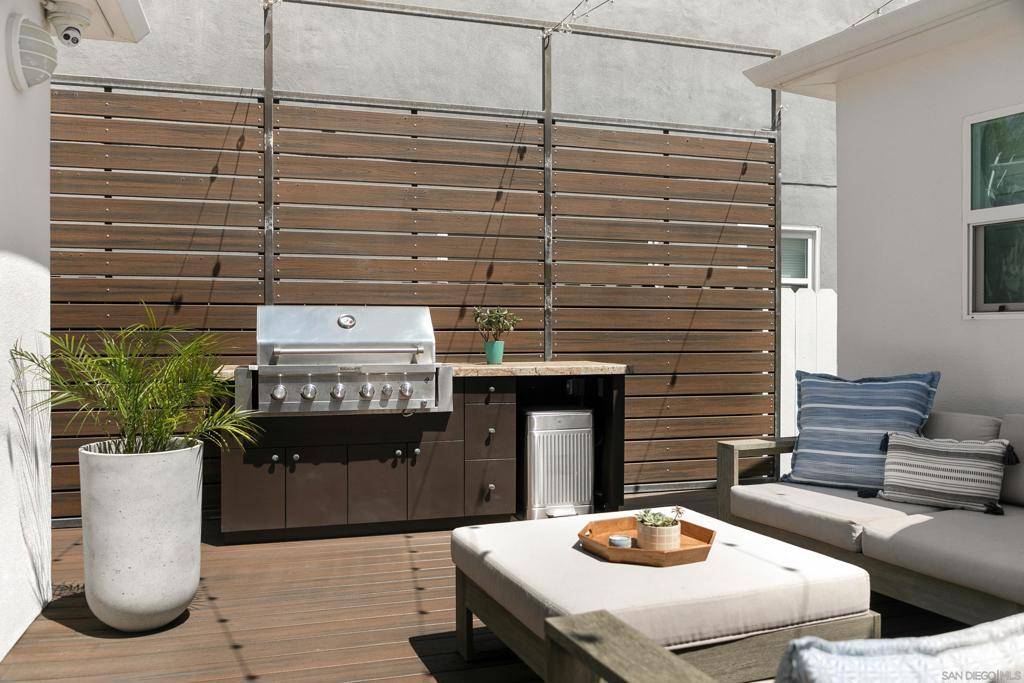 San Diego, CA 92109,805 Brighton Court