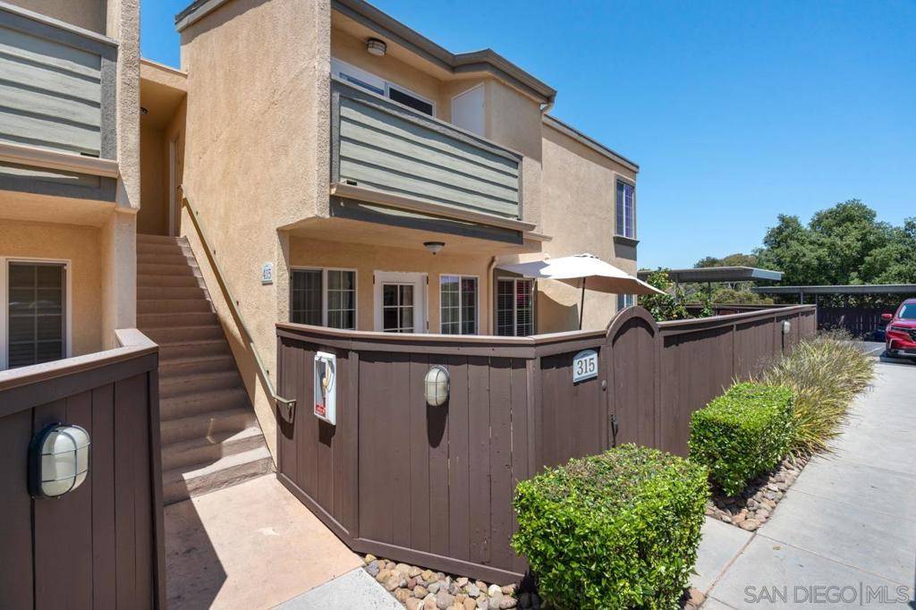 San Diego, CA 92117,5402 Balboa Arms Dr #415