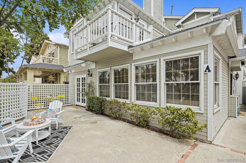 Coronado, CA 92118,717 C Ave ##A