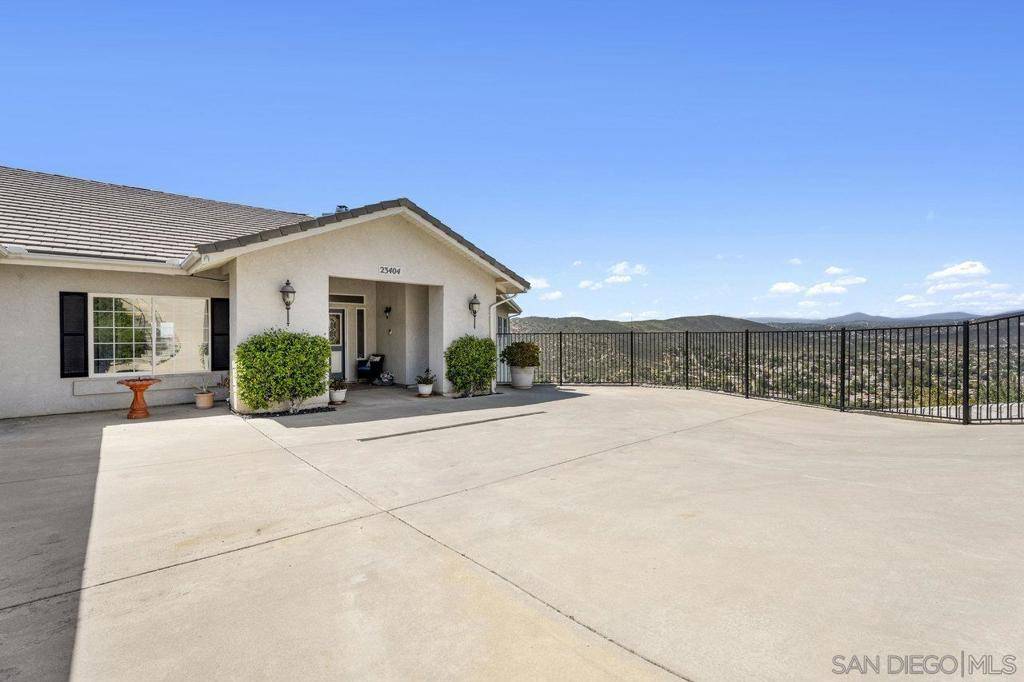 Ramona, CA 92065,23404 Calistoga Pl