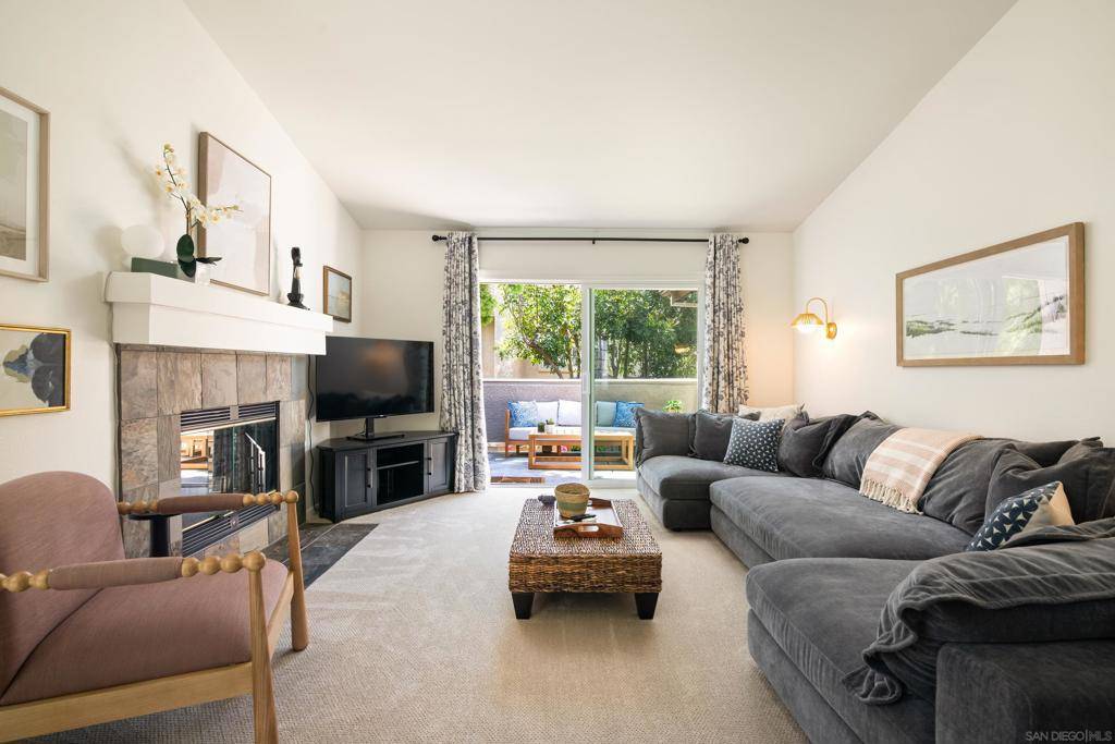Carmel Valley, CA 92130,3854 Crestone Place