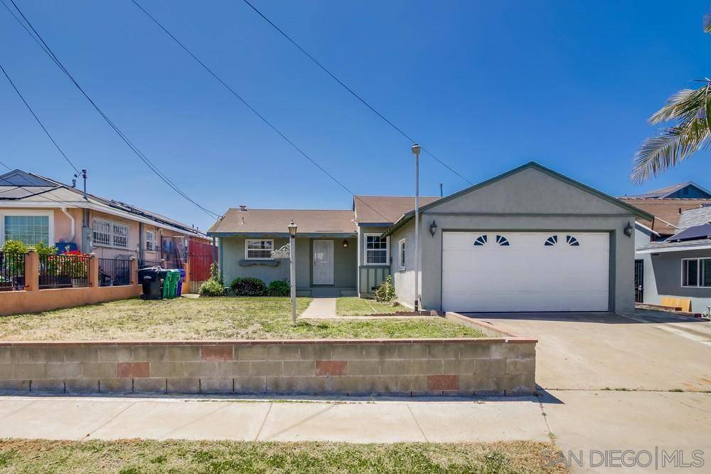 San Diego, CA 92114,5233 Reynolds St