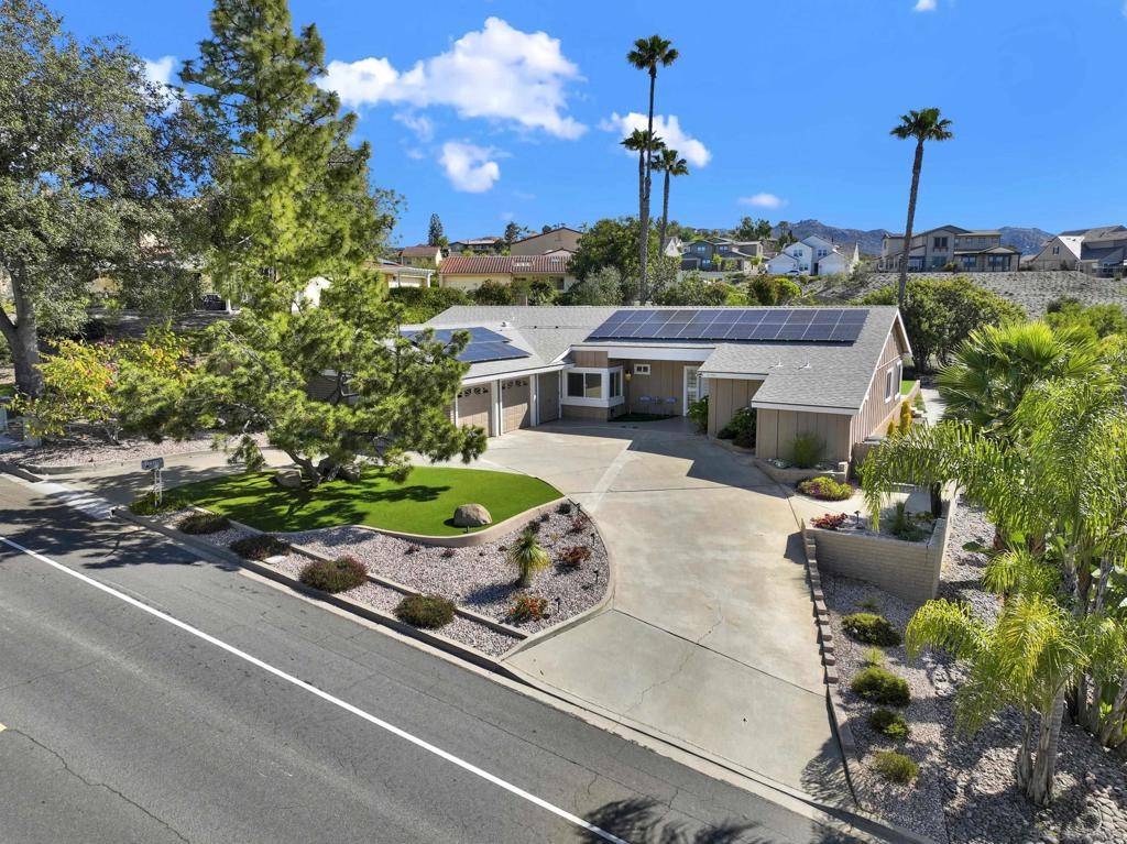 Poway, CA 92064,17351 Saint Andrews Dr