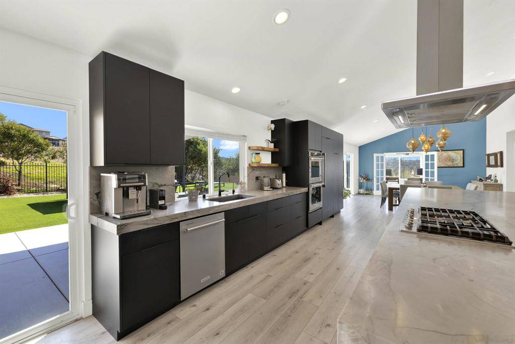 Poway, CA 92064,17351 Saint Andrews Dr