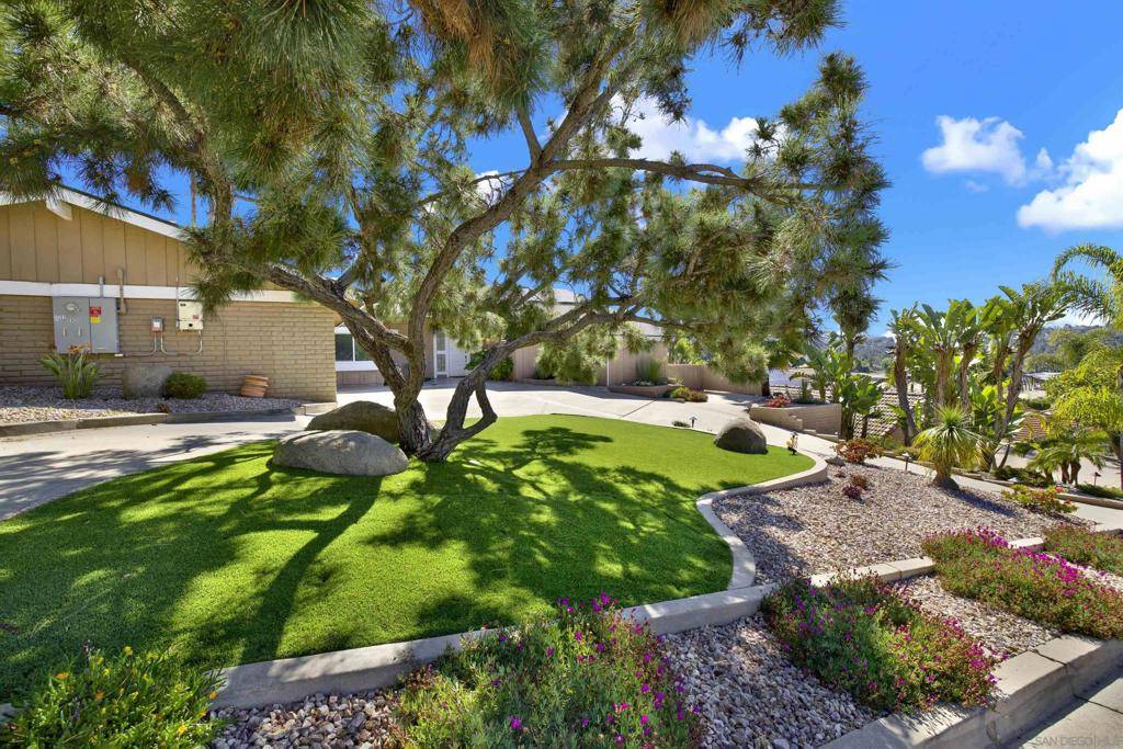 Poway, CA 92064,17351 Saint Andrews Dr