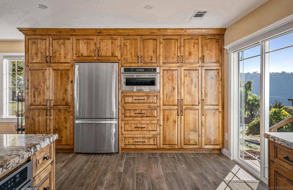 Valley Center, CA 92082,12296 Lilac Hl