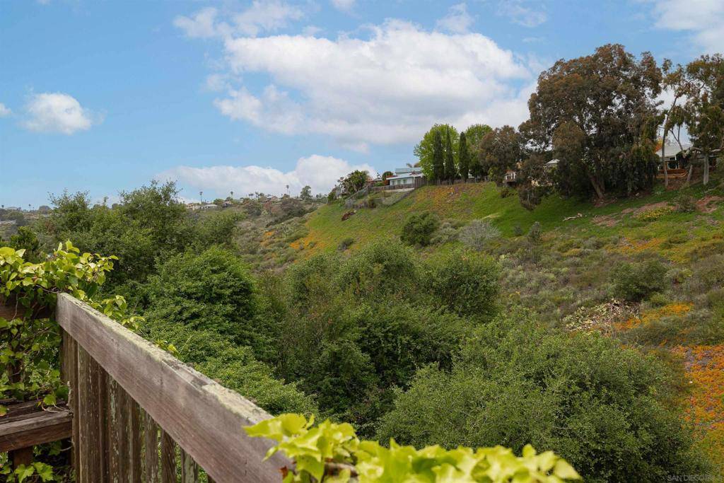 San Diego, CA 92117,5189 Argonne Ct