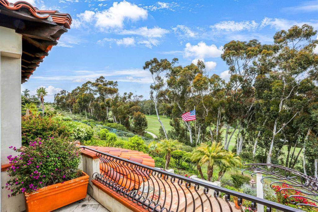 Carlsbad, CA 92011,7206 Aviara Drive