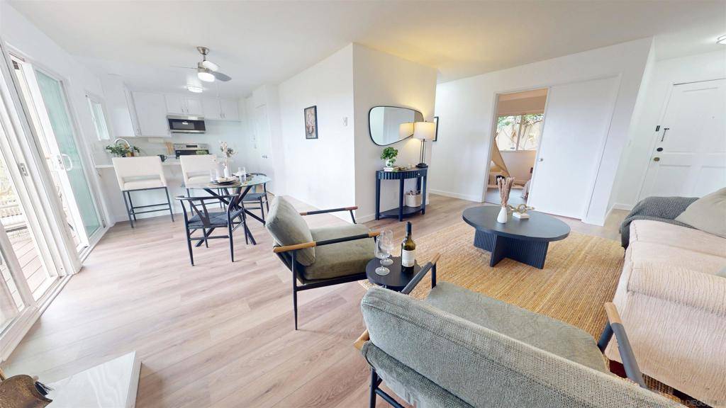 San Diego, CA 92117,3652 Clairemont Dr #1B