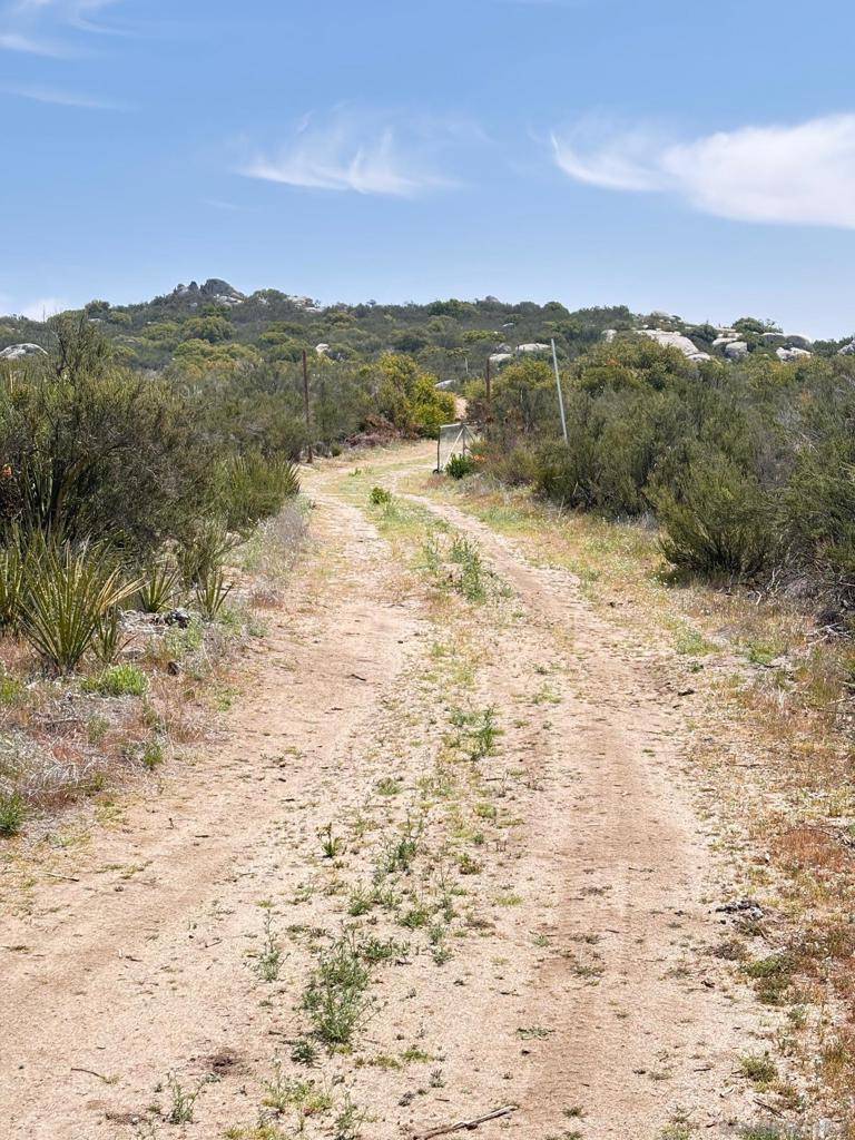 Campo, CA 91906,1 Star Ranch Rd.