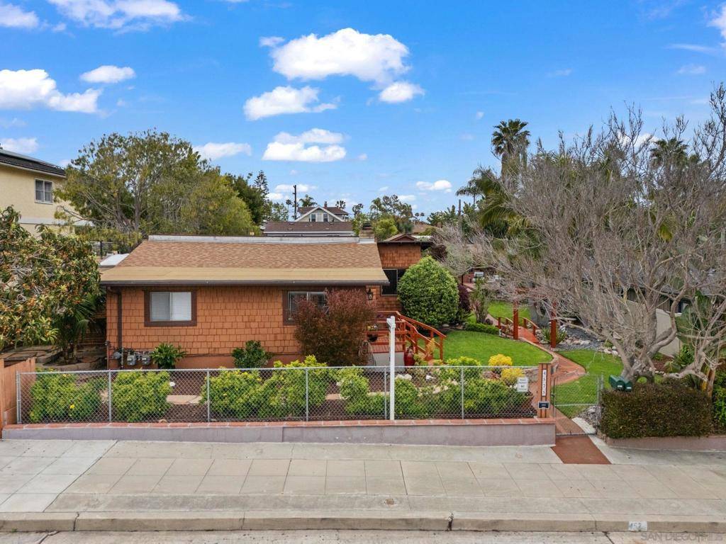 San Diego, CA 92116,4573 4575 Massachusetts St