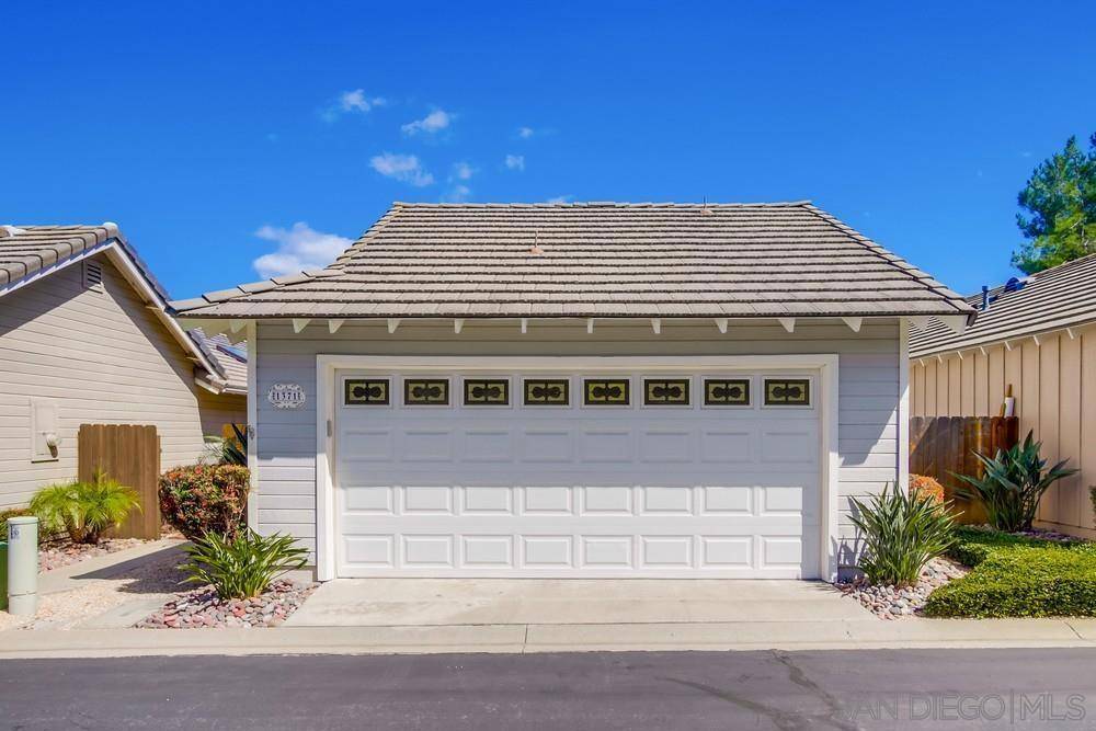 El Cajon, CA 92019,1371 Bitterbush