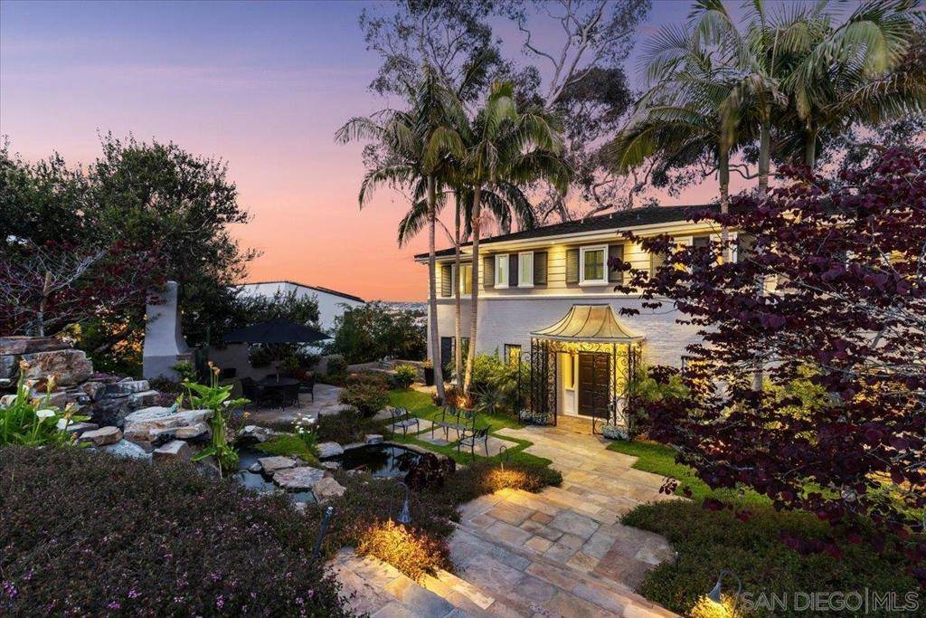 San Diego, CA 92106,2205 Locust St