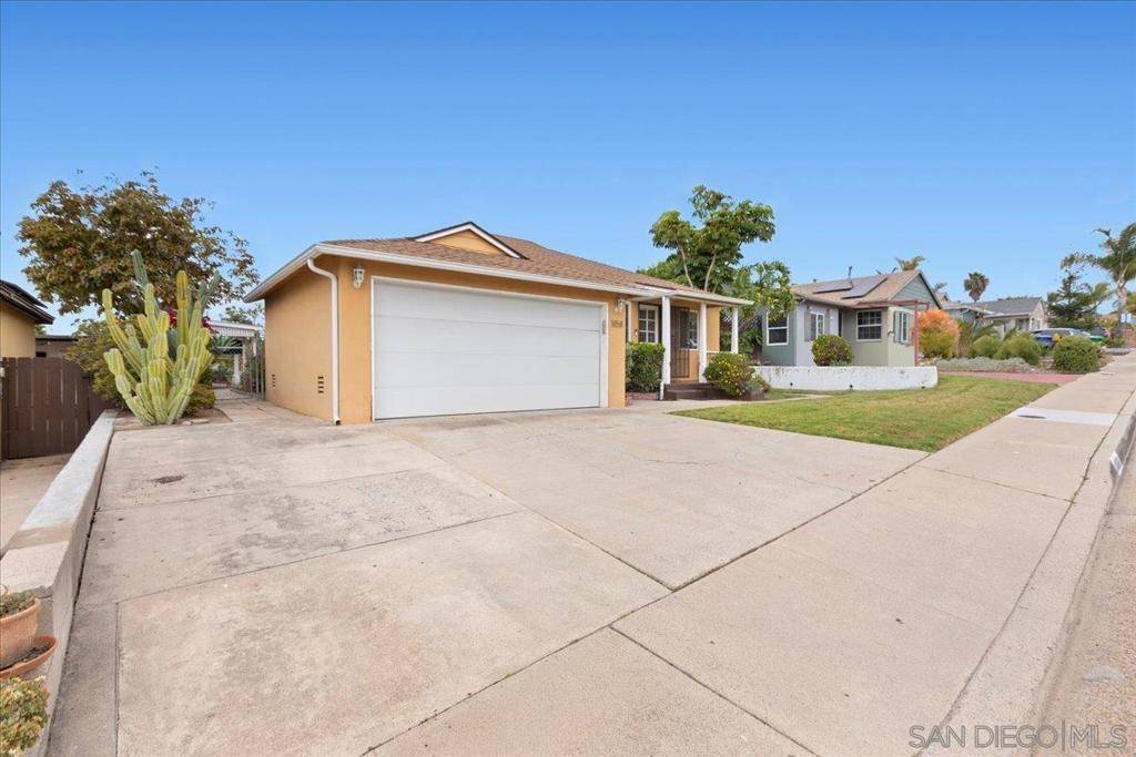 San Diego, CA 92105,1858 Tulip Street