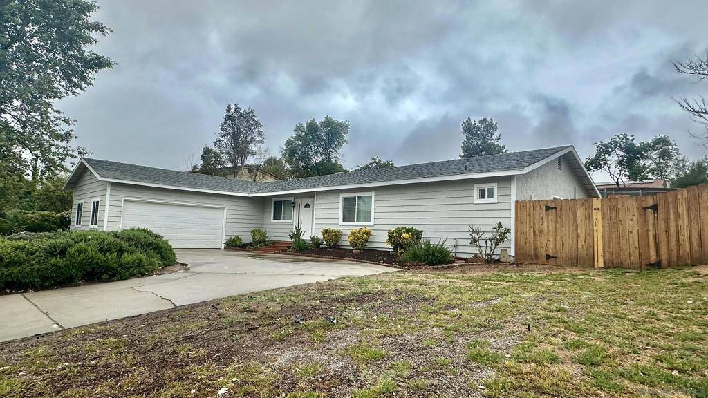 Ramona, CA 92065,16142 Dartolo Rd.