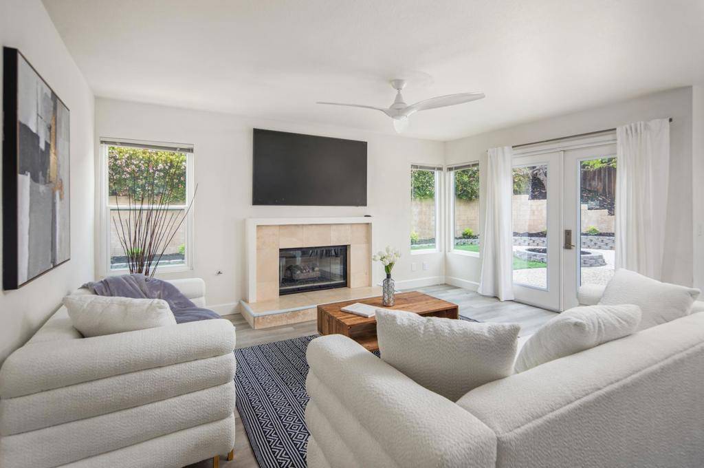 Poway, CA 92064,13358 Twin Circle Ct